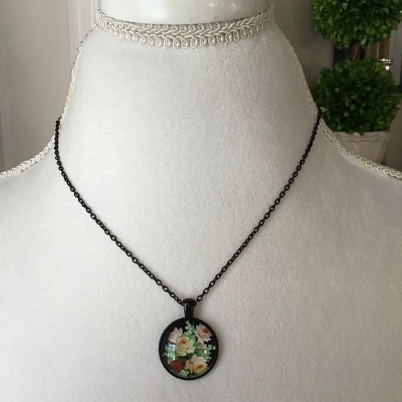 LAST 1! Black Floral Cabochon Pendant Necklace Romantic Cottagecore 18” Rose NEW - Picture 8 of 10